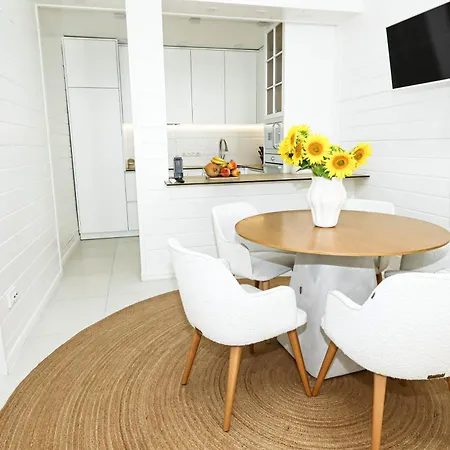 білий сад Apartment